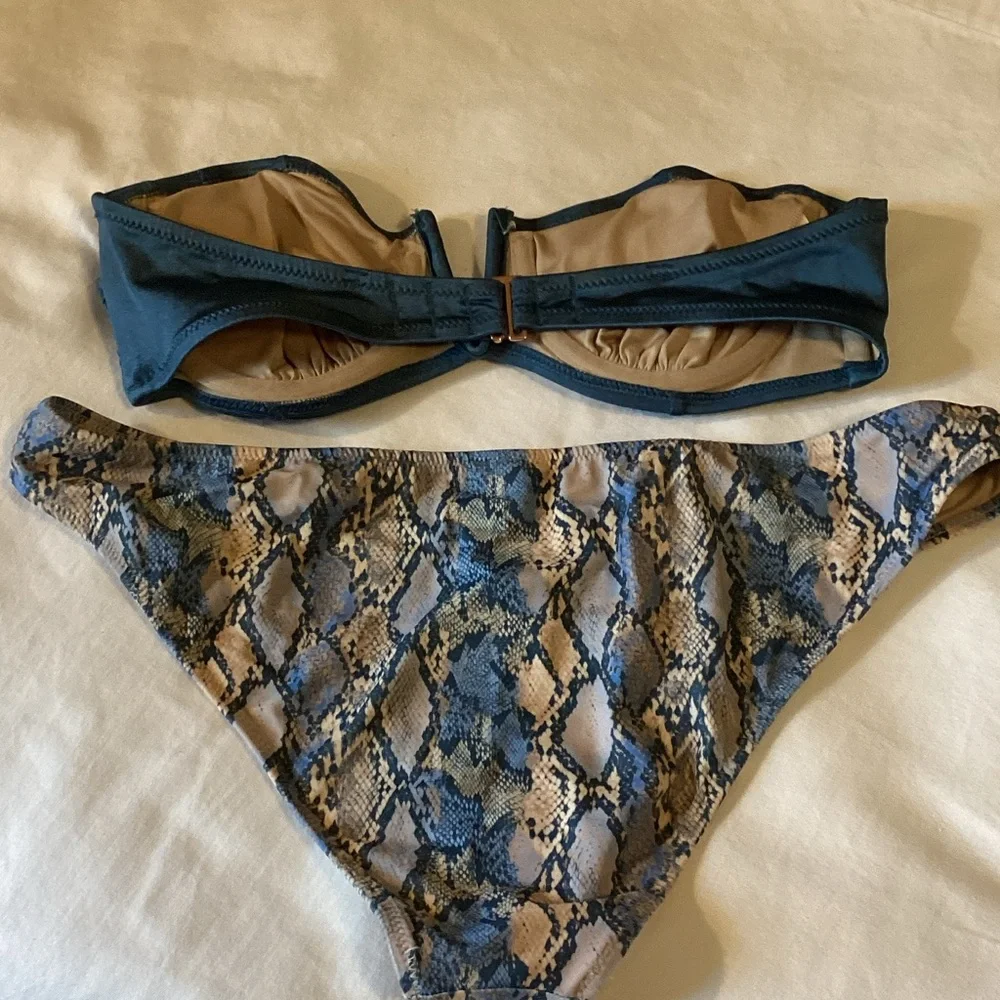 Shade & Shore Blue and Tan Snake Print Bikini Top 34B, Bottom Medium - Picture 4 of 5
